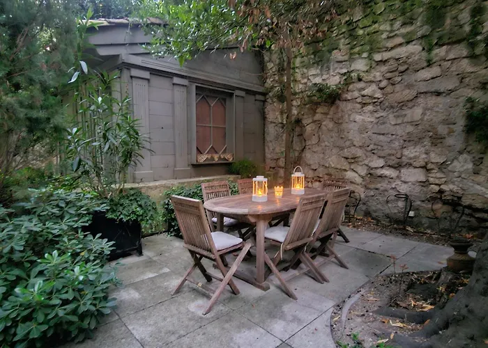 Le Complot : Maison privée en plein coeur d'Avignon